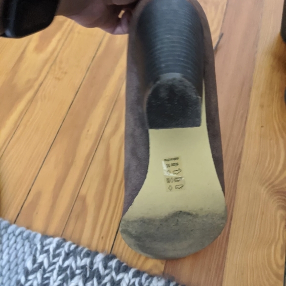 Michael Antonio Women's Faux Suede Booties, Sz 10 - Picture 4 of 4